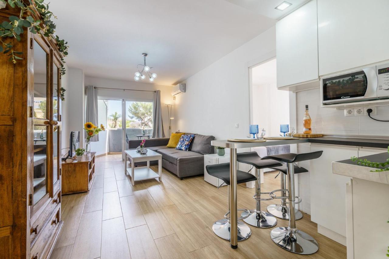 Malagasuite Comfort Home And Pool Torremolinos Bagian luar foto